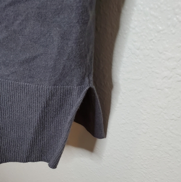 Hinge Gray Runched Bell Sleeve Cardigan NWT - Picture 4 of 8